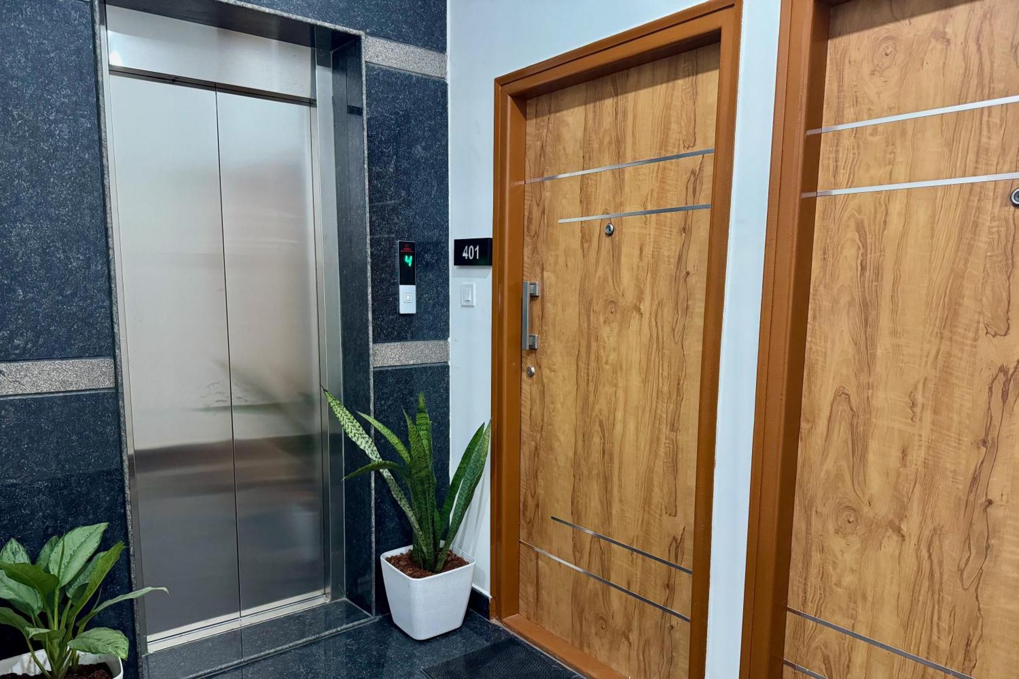 Truelife Whitefield - Premium 1 Bhk Apartments - Prime Location - Easy Access To Main Rd - Metro - Itpl - Fast Wifi - Kitchen - Smart Tv - Power Backup - Park - Garden Views 벵갈루루 외부 사진