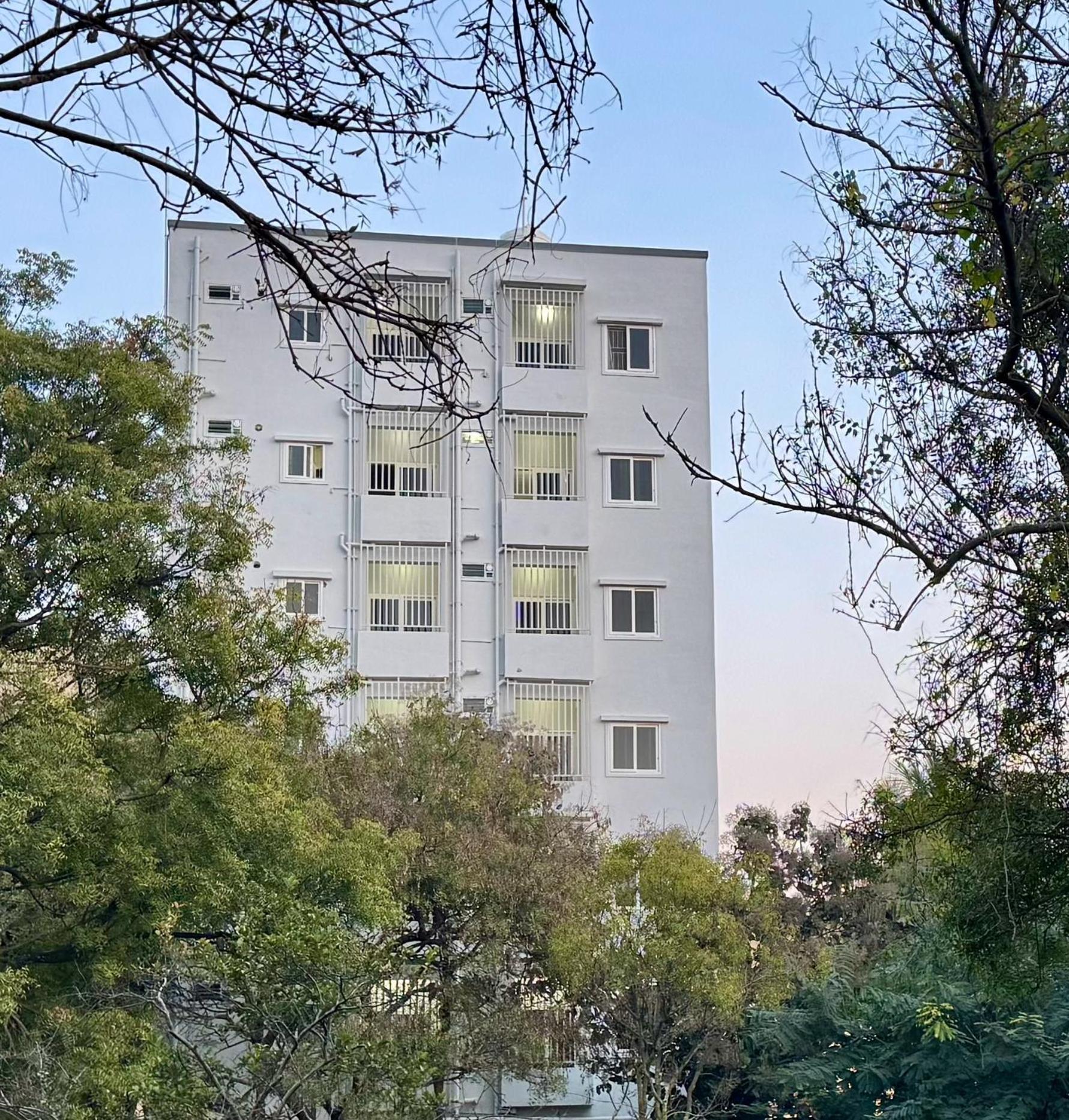 Truelife Whitefield - Premium 1 Bhk Apartments - Prime Location - Easy Access To Main Rd - Metro - Itpl - Fast Wifi - Kitchen - Smart Tv - Power Backup - Park - Garden Views 벵갈루루 외부 사진