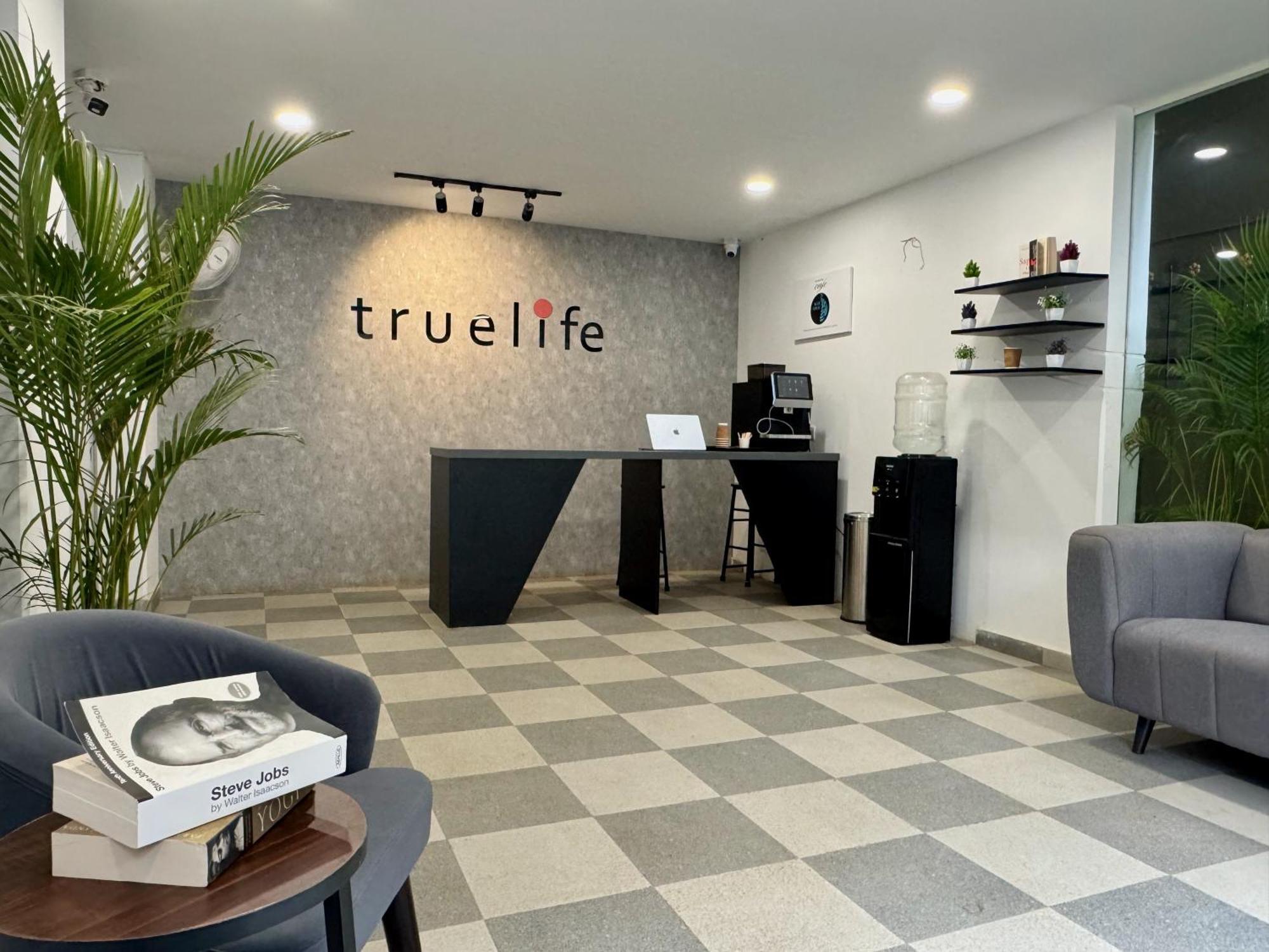 Truelife Whitefield - Premium 1 Bhk Apartments - Prime Location - Easy Access To Main Rd - Metro - Itpl - Fast Wifi - Kitchen - Smart Tv - Power Backup - Park - Garden Views 벵갈루루 외부 사진
