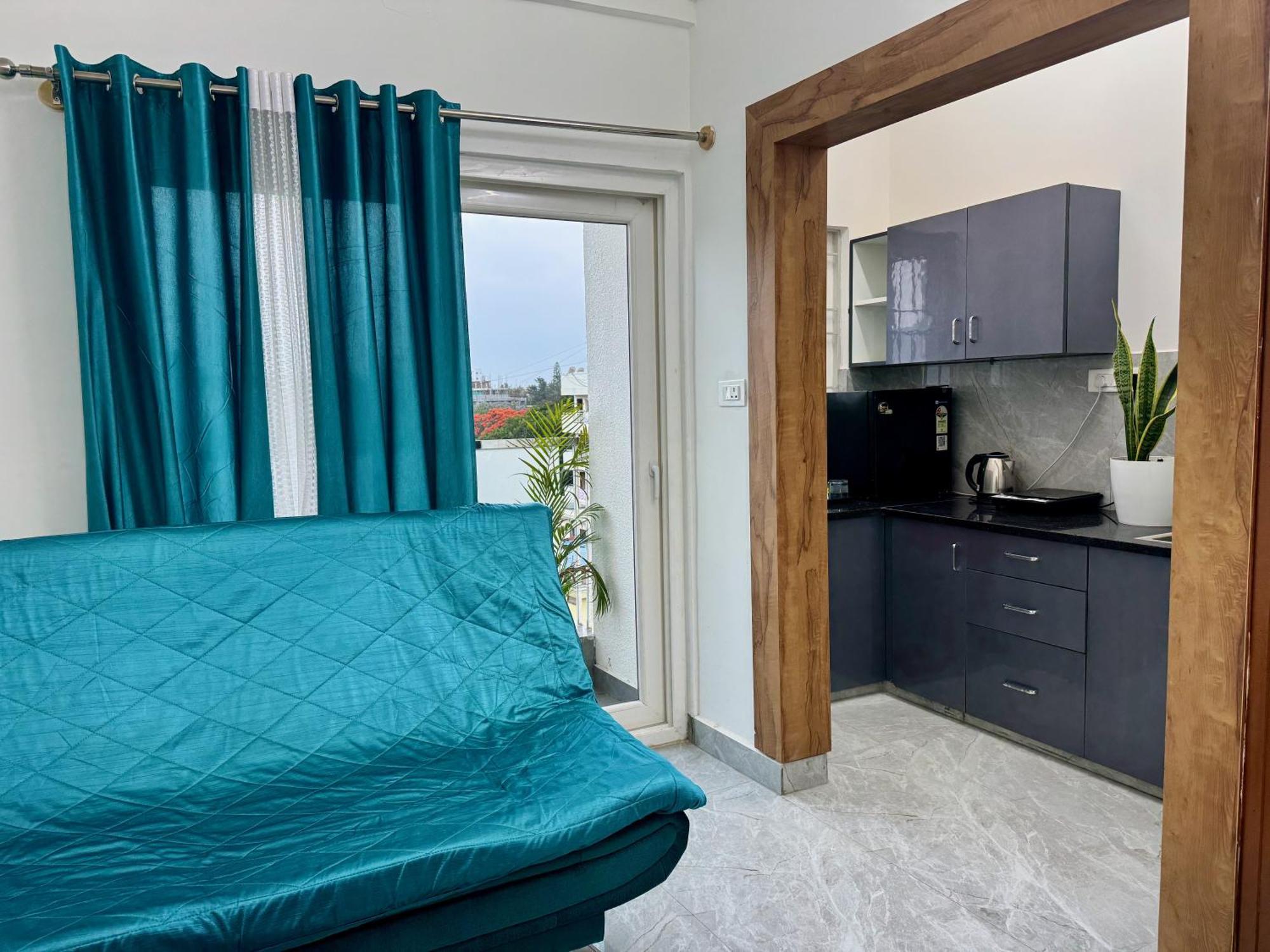 Truelife Whitefield - Premium 1 Bhk Apartments - Prime Location - Easy Access To Main Rd - Metro - Itpl - Fast Wifi - Kitchen - Smart Tv - Power Backup - Park - Garden Views 벵갈루루 외부 사진